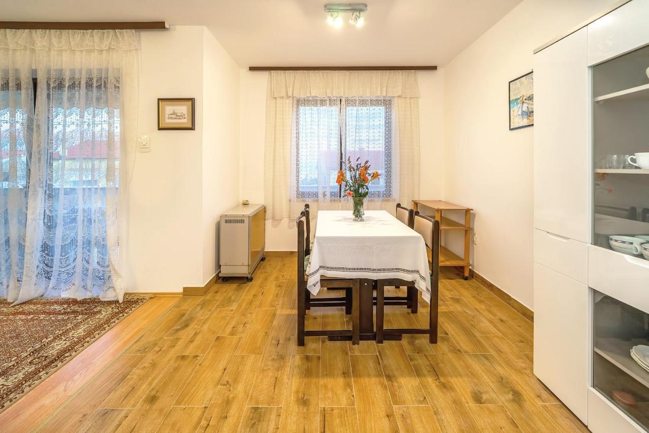 Apartments Jurina 2 Krk Town Exterior photo