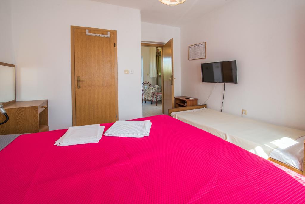 Apartments Jurina 2 Krk Town Exterior photo